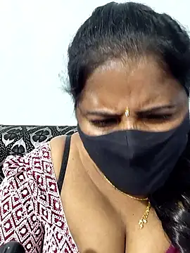 siri_tamiltelugu's cam snapshot