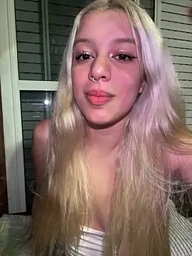 tiffanystarling's cam snapshot