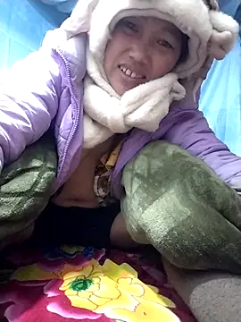 PhamPm70's cam snapshot