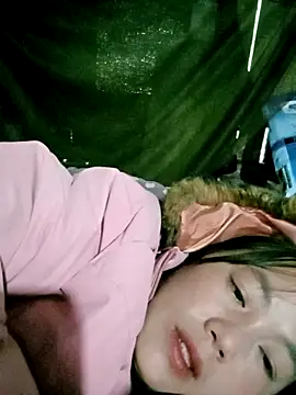 Sara_pusyy's cam snapshot