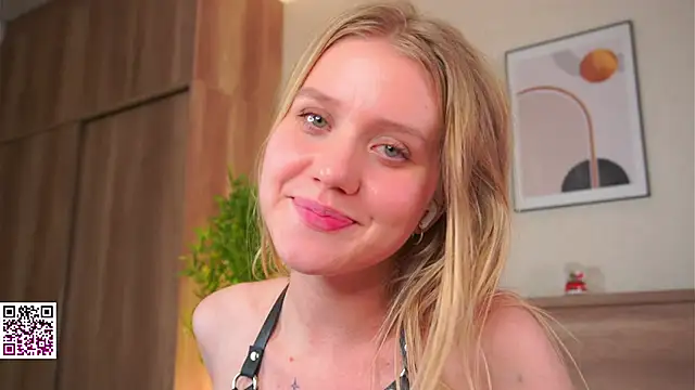 LolySun live sex cam