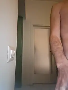 CuteDaddy92 live sex cam