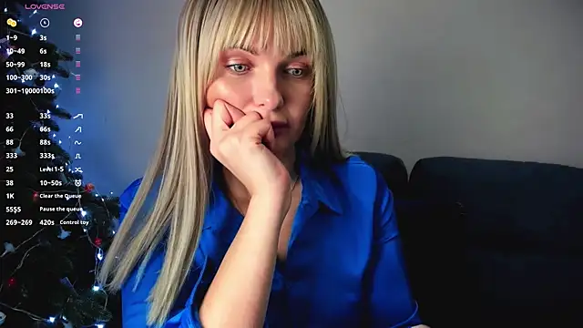 Lola_Moks's cam snapshot