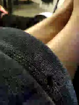 Julie9toma's cam snapshot