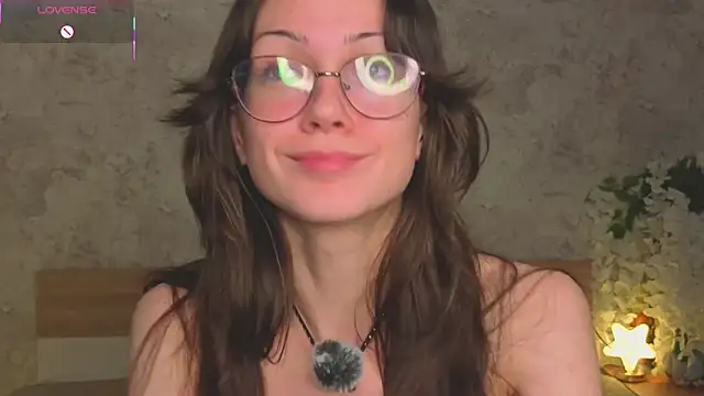 ReneeLippeatt's cam snapshot