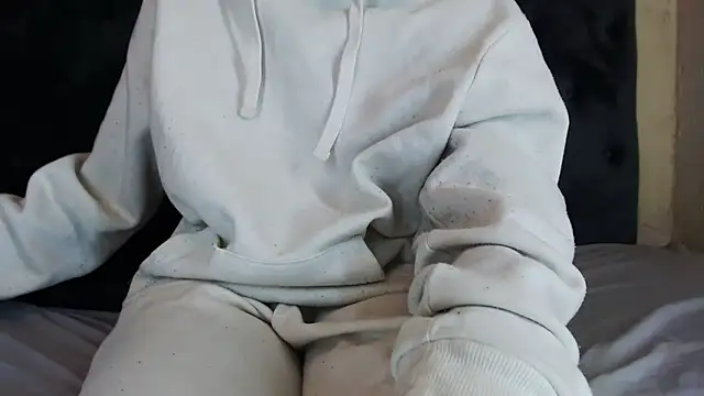 Beverlygurlx6's cam snapshot