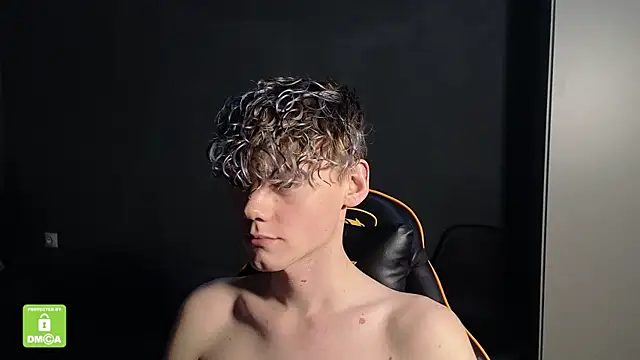 Keytaro live sex cam