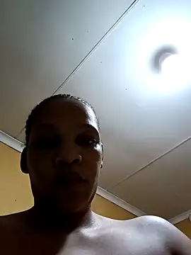 HappygalTheQueen live sex cam