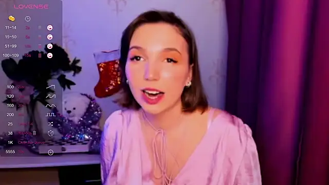 KindHazelHere_'s cam snapshot