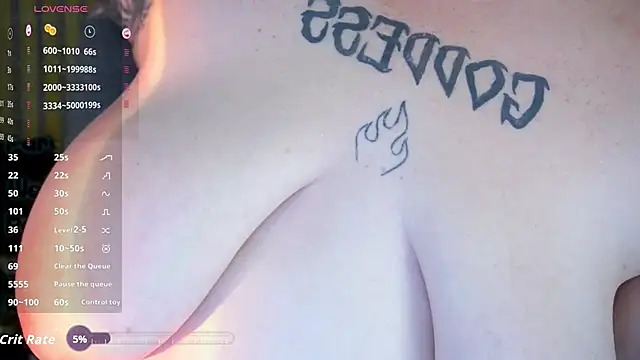 ZaraReignn's cam snapshot