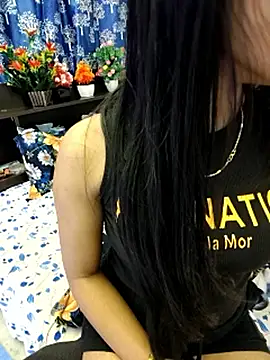 priya_26's cam snapshot