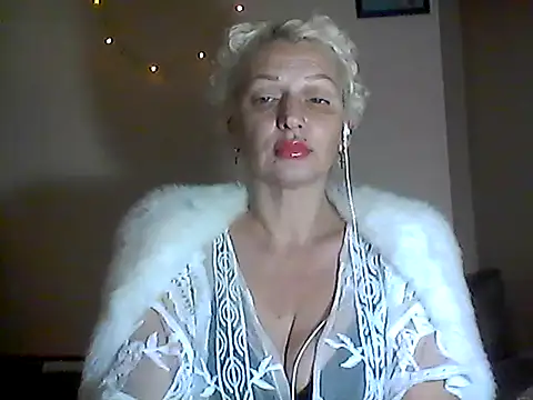 MaryJane441's cam snapshot