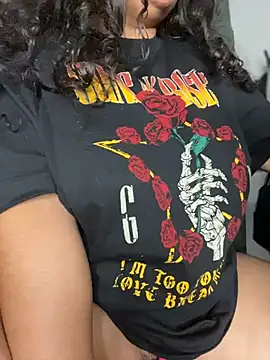 CurlyGirl_1's cam snapshot