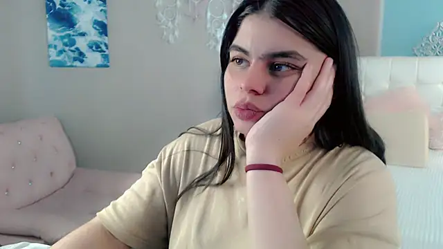 _Maddison_Ivanova_ live sex cam