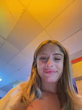 SophieVJ's cam snapshot