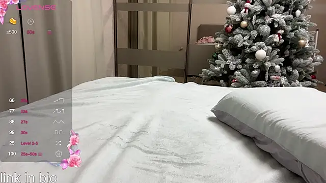 tinykisa's cam snapshot