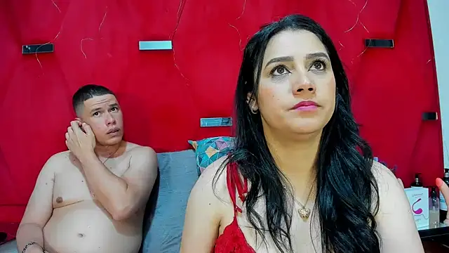 CandyandSteven live sex cam