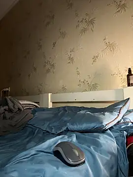 Naughtbaby_2025's cam snapshot