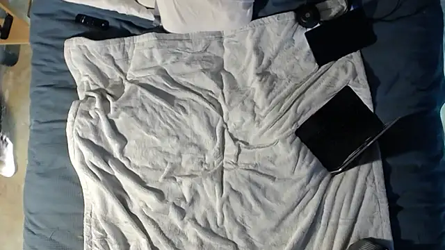 Just2Try's cam snapshot