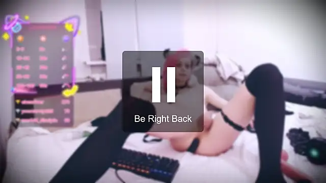 Littlepinkcat live sex cam