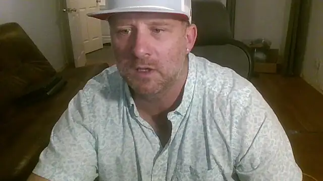 poundyouout69's cam snapshot