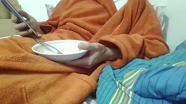 MolossoHot's cam snapshot