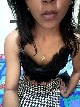 Sexylaiba live sex cam