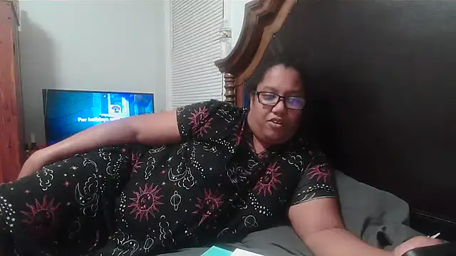 ebonyred's cam snapshot