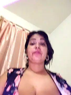 hanni2025's cam snapshot