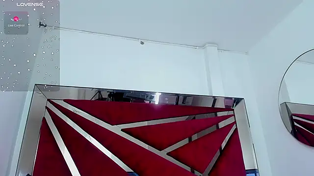 FaloonRoussel live sex cam