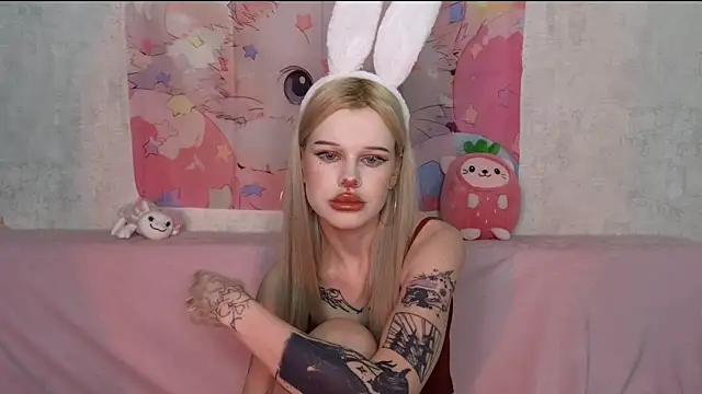 HoneyGold_'s cam snapshot