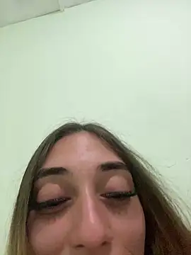 loirinhaaa's cam snapshot