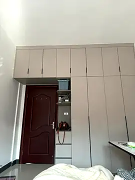 buusoom's cam snapshot