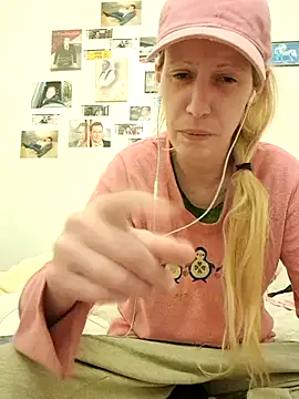 Polonski88_Official's cam snapshot