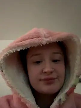 LilyLuck_'s cam snapshot