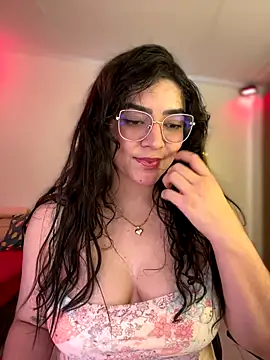 Lia_flowers's cam snapshot