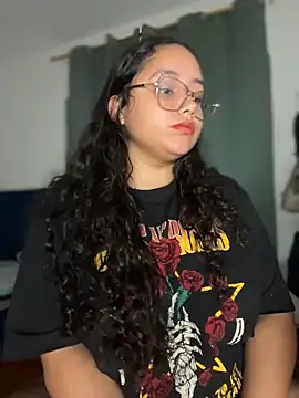 CurlyGirl_1 live sex cam