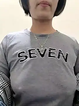 love_sexy090's cam snapshot