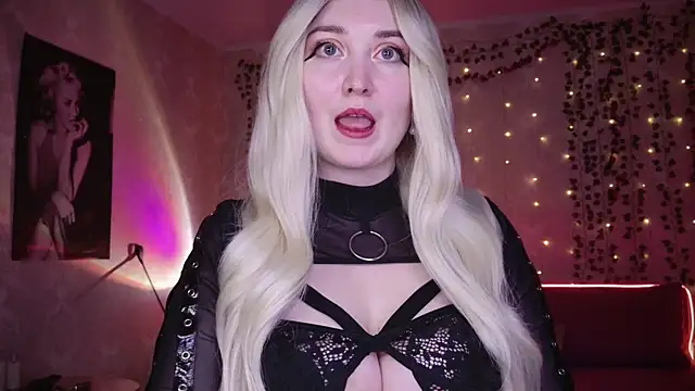 AllisonBlack_'s cam snapshot