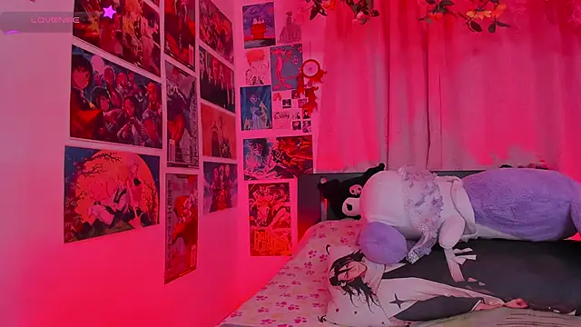 MissCurvyTop's cam snapshot