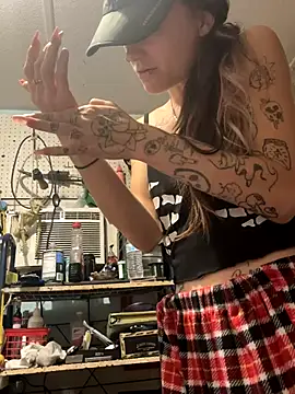 ittybittymeryssa live sex cam