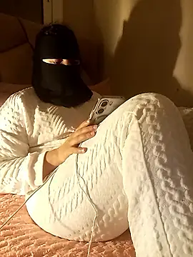 LONA-_-'s cam snapshot