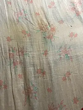 Cuckold-masters-dog's cam snapshot