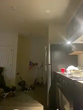 BlueMoney100's cam snapshot