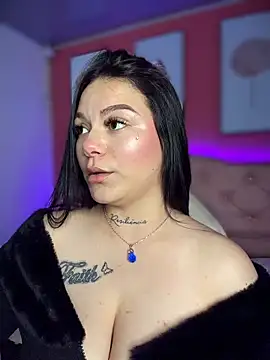 Megaan__More's cam snapshot