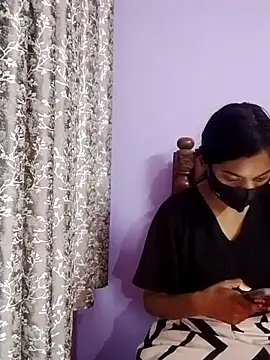 Student12th's cam snapshot