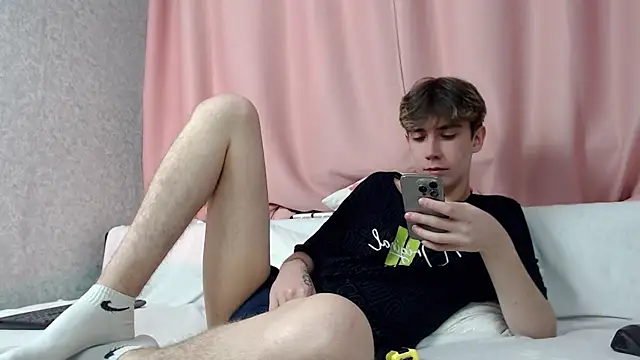 Harvey_foster's cam snapshot