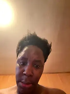 saltlightEmber's cam snapshot