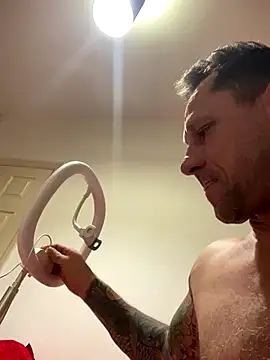 Yourhotboy_42 live sex cam