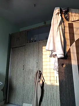 Smarterboytravel live sex cam